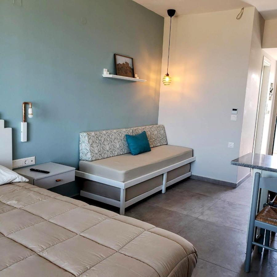 Evalia Apartments Херсонисос Екстериор снимка